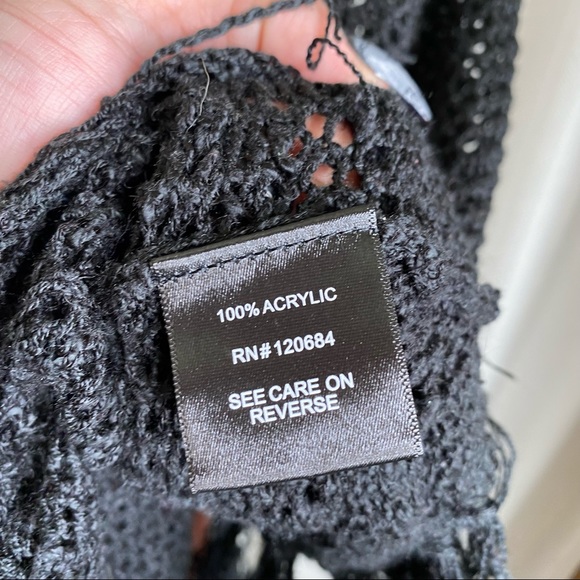 Torrid open stitch fringe crop top - Picture 5 of 10